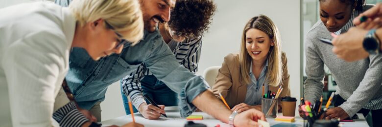 Unsere Kommunikations-Trainer helfen IT-Dienstleister – Führungskräfte und Mitarbeiter fit für moderne Kundenkommunikation machen